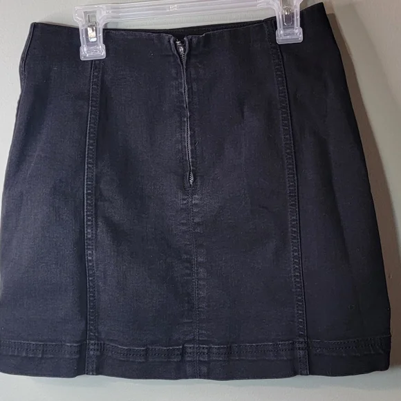 wild fable Black Mini Skirt Size 4 - Picture 2 of 4